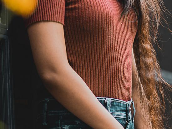 Regular Fit V-neck woman